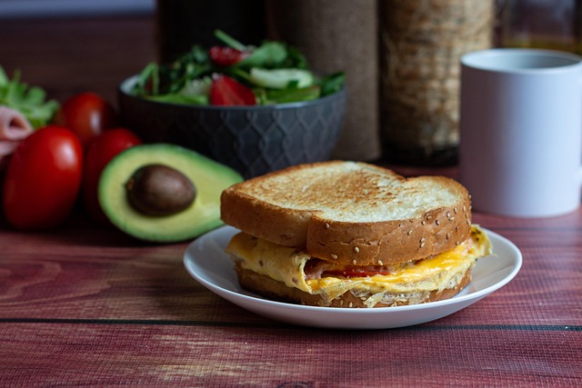 sandwich-640x480-61217780.jpeg