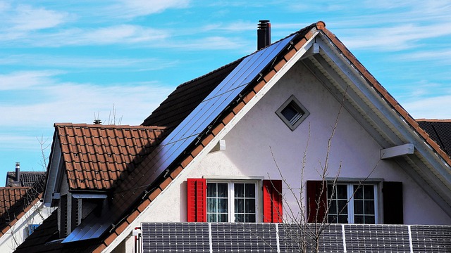 shingle-roof-640x480-32247785.jpeg