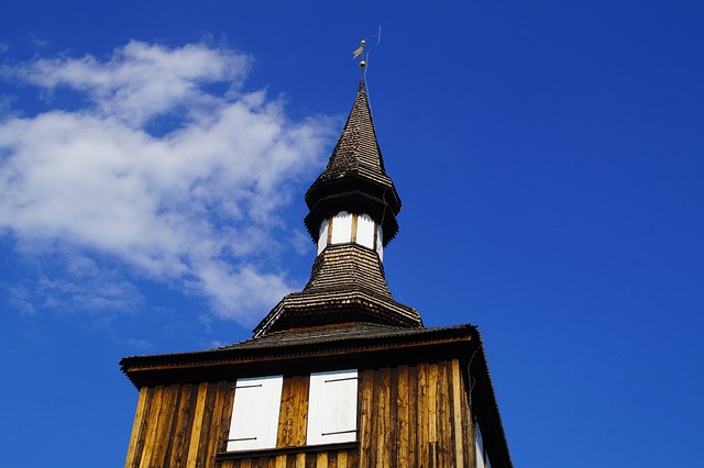 shingle-roof-640x480-72745704.jpeg