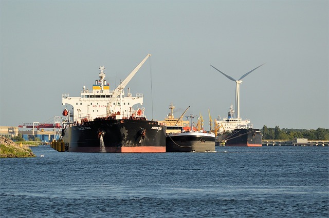 tanker-640x480-37247086.jpeg