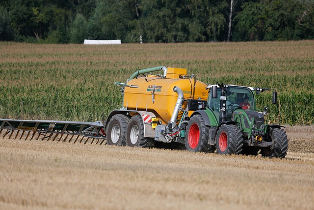 tanker-640x480-85573216.jpeg
