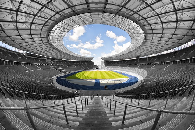 track-640x480-65299338.jpeg