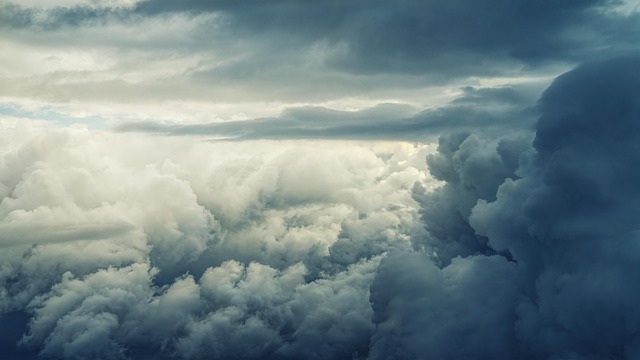 air-640x480-32553659.jpeg