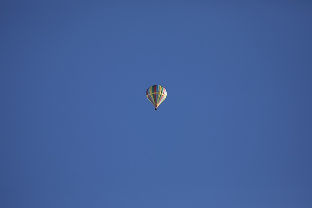 air-640x480-44406503.jpeg