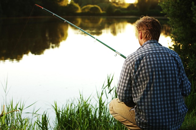 angler-640x480-6973386.jpeg