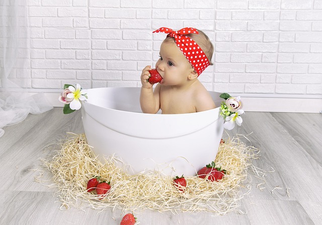 bathroom-640x480-61058733.jpeg