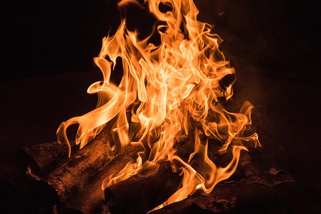 campfire-640x480-96708738.jpeg