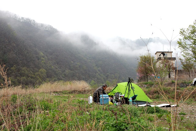camping-640x480-47647236.jpeg
