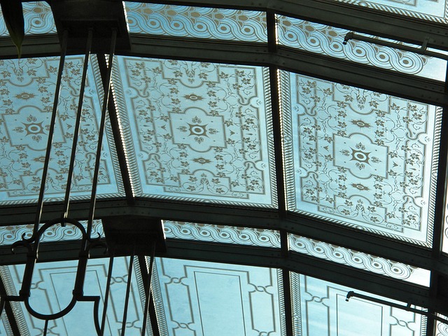 ceiling-640x480-24565748.jpeg