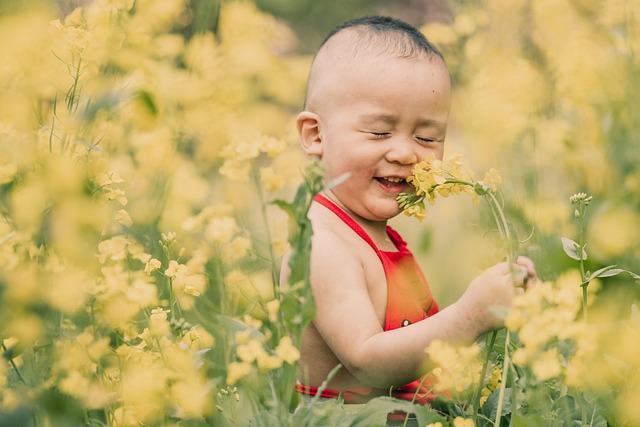 child-640x480-45659775.jpeg