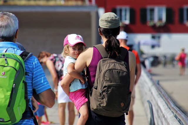 childcare-640x480-84925934.jpeg