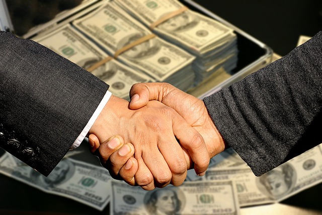 contract-640x480-86942486.jpeg