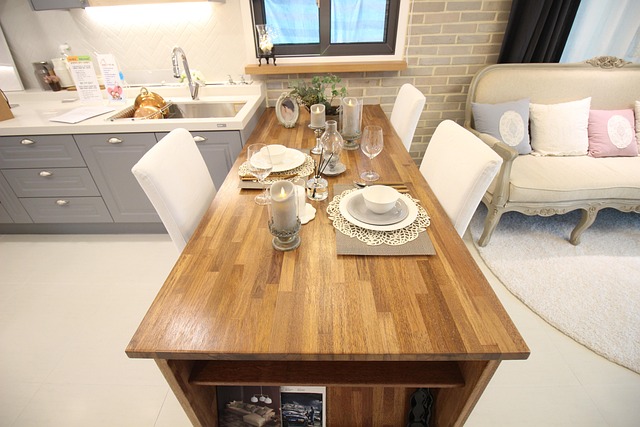 dining-640x480-76045756.jpeg