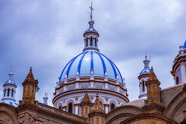 dome-640x480-64828116.jpeg