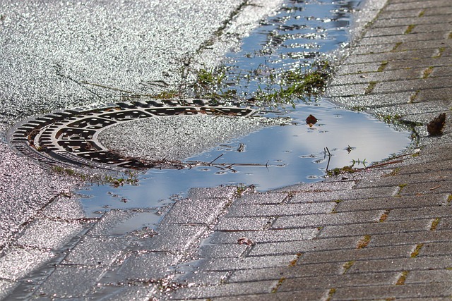 drains-640x480-12956322.jpeg