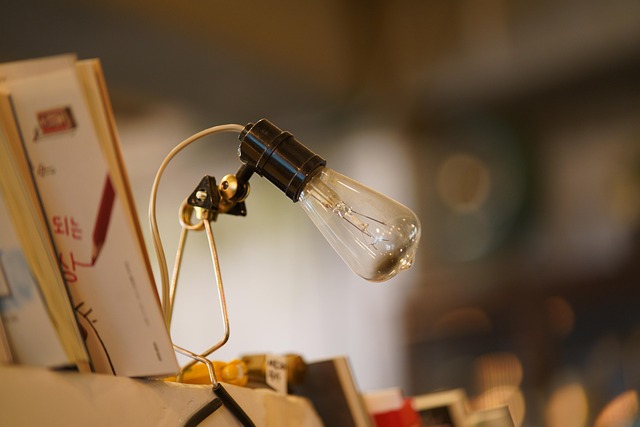 electric-lights-640x480-94175437.jpeg