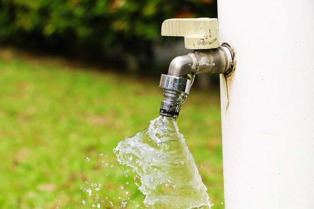 faucet-640x480-65165737.jpeg