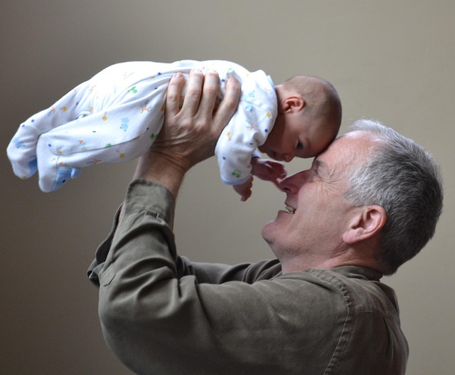 grandparents-640x480-37639635.jpeg