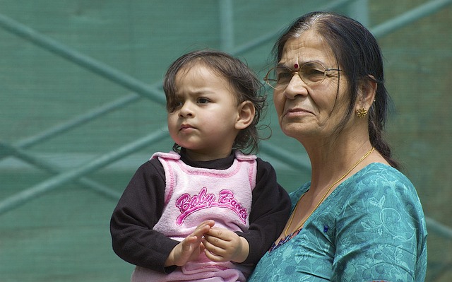 grandparents-640x480-58005295.jpeg