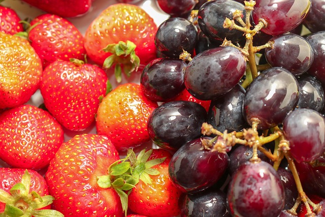 grapes-640x480-14800899.jpeg