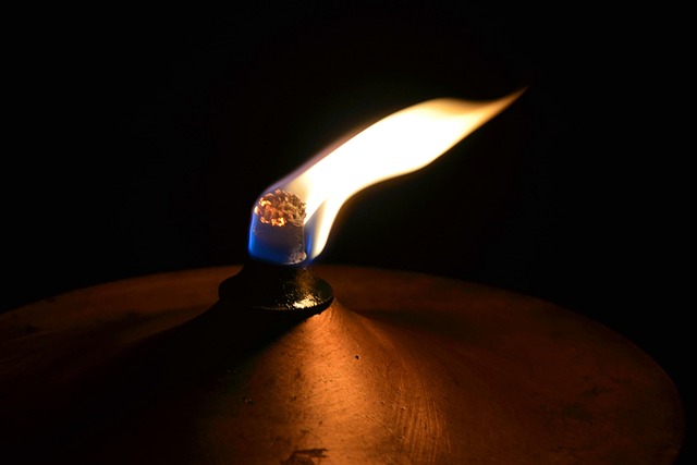 lamp-640x480-20066710.jpeg