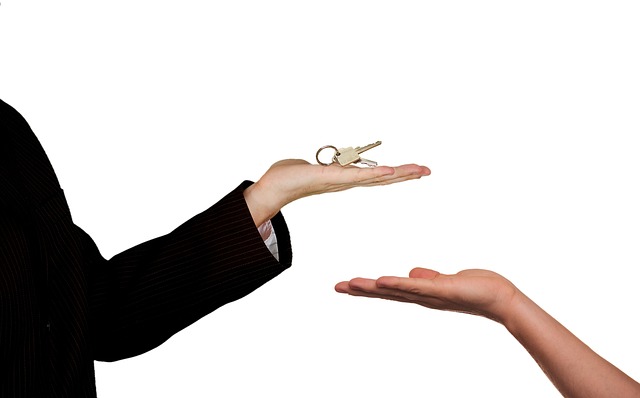 landlord-640x480-57317605.jpeg