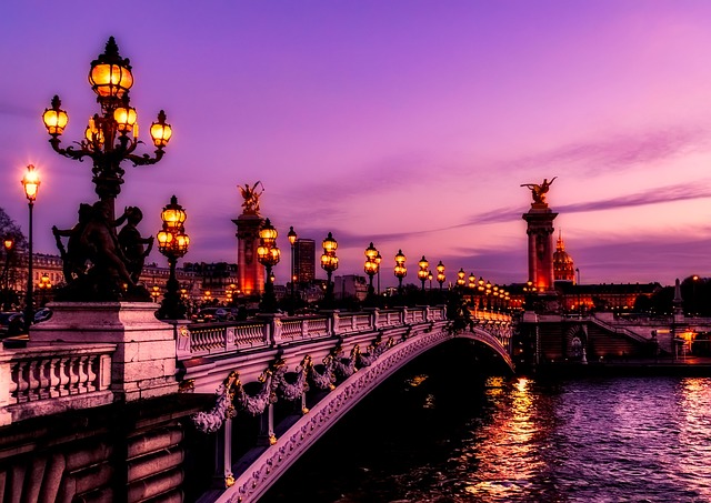 landmarks-640x480-32897091.jpeg