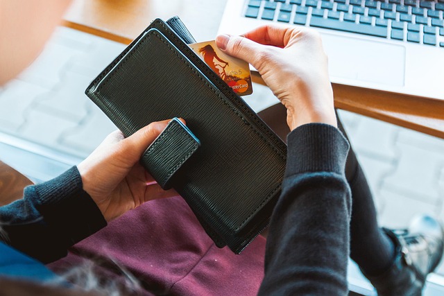payment-640x480-9757214.jpeg