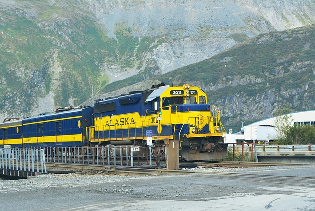 railroad-640x480-73056475.jpeg