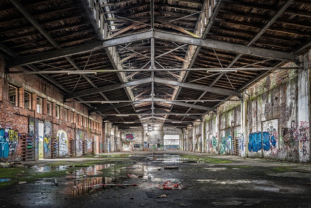 roof-640x480-78632453.jpeg