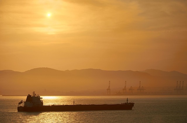 tanker-640x480-77009615.jpeg