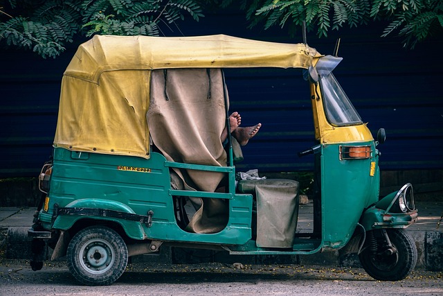 tents-640x480-35994332.jpeg
