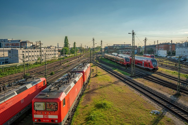 track-640x480-14438490.jpeg
