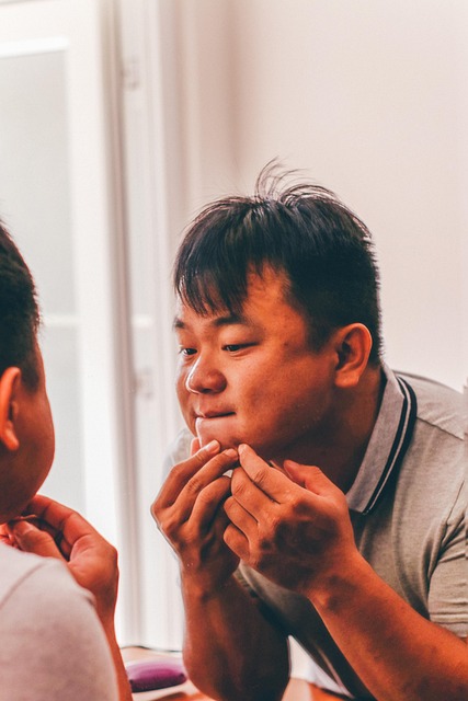 Reconnect Lost Friends: Virtual Events as a Find People Tool