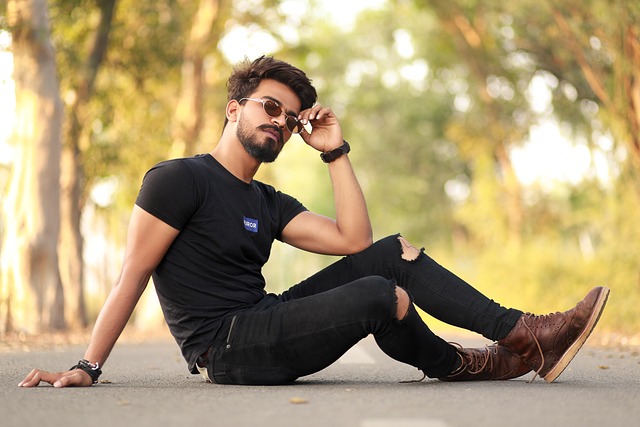young-man-640x480-51162136.jpeg