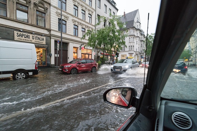 flood-640x480-72138109.jpeg