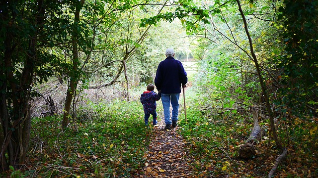 grandparent-640x480-33556494.jpeg