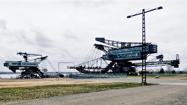 mining-640x480-51941017.jpeg