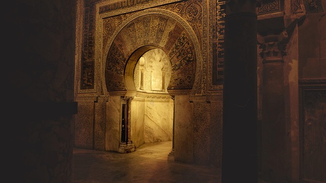 monuments-640x480-71624816.jpeg