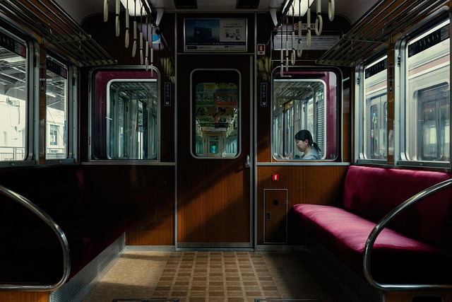 people-640x480-80765245.jpeg