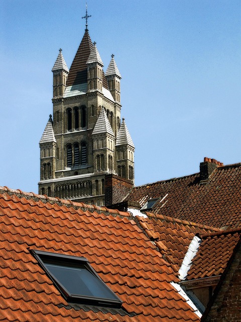 roof-640x480-38857308.jpeg