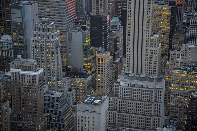 urban-640x480-15437862.jpeg