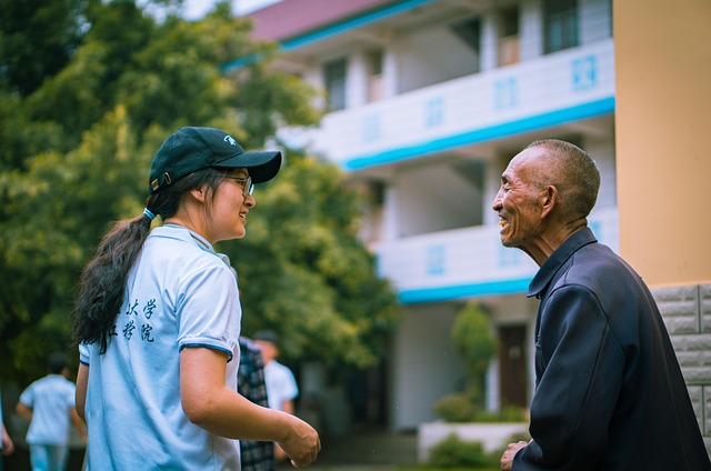 volunteer-640x480-30806278.jpeg