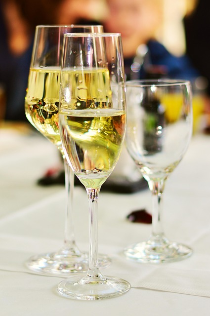 wine-640x480-22239954.jpeg