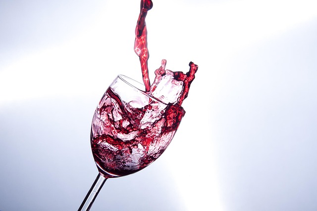 wine-640x480-2615674.jpeg