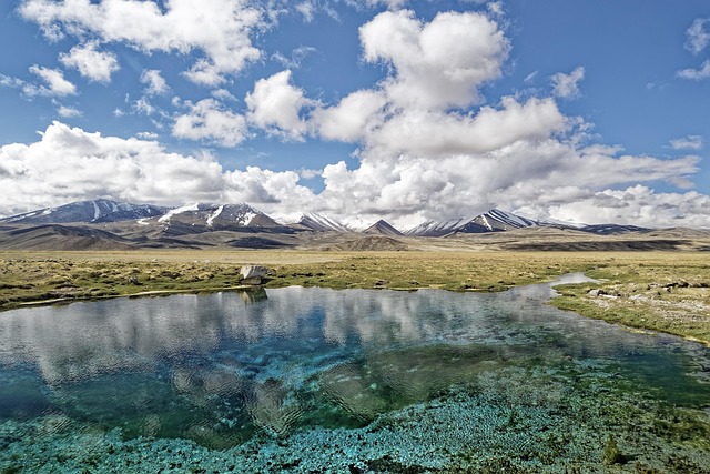 lakes-640x480-97208858.jpeg