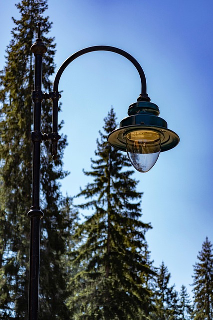 lamp-640x480-78940469.jpeg