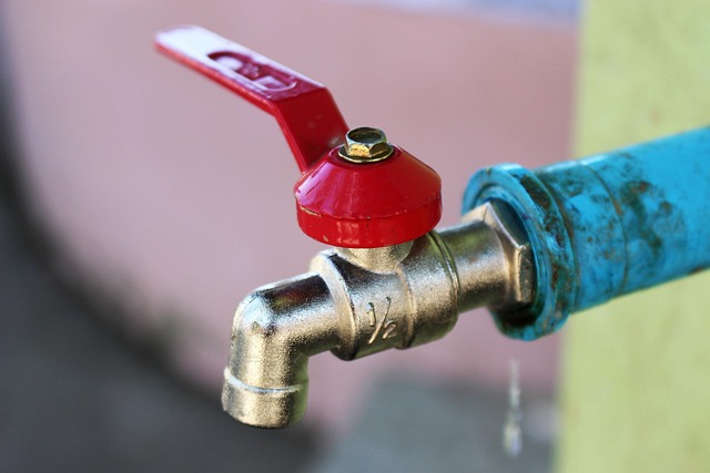 plumbing-640x480-72730999.jpeg