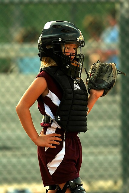 softball-640x480-58213109.jpeg